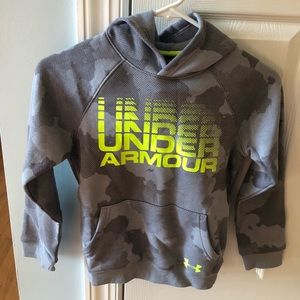 NWT Boys Small Unser Armour Sweatshirt